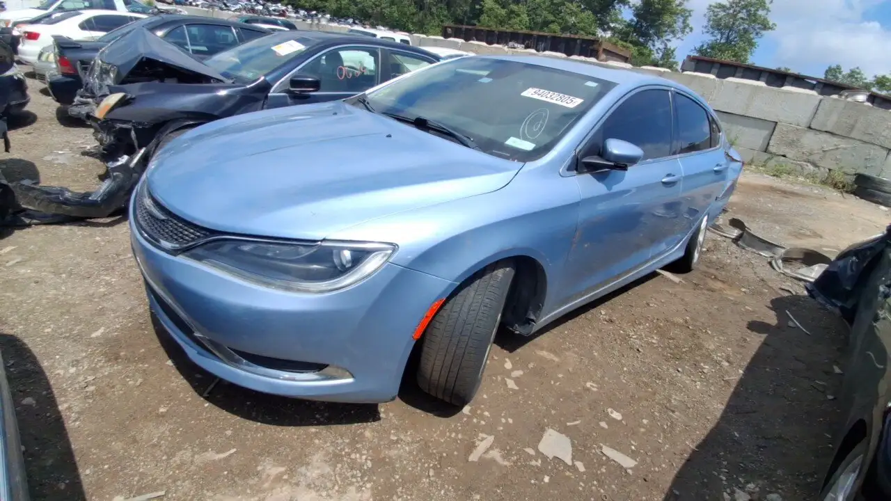 Photo of 2015 Chrysler 200