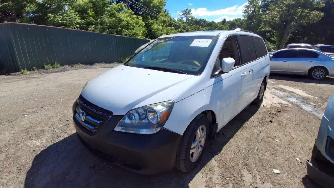 Photo of 2005 Honda Odyssey