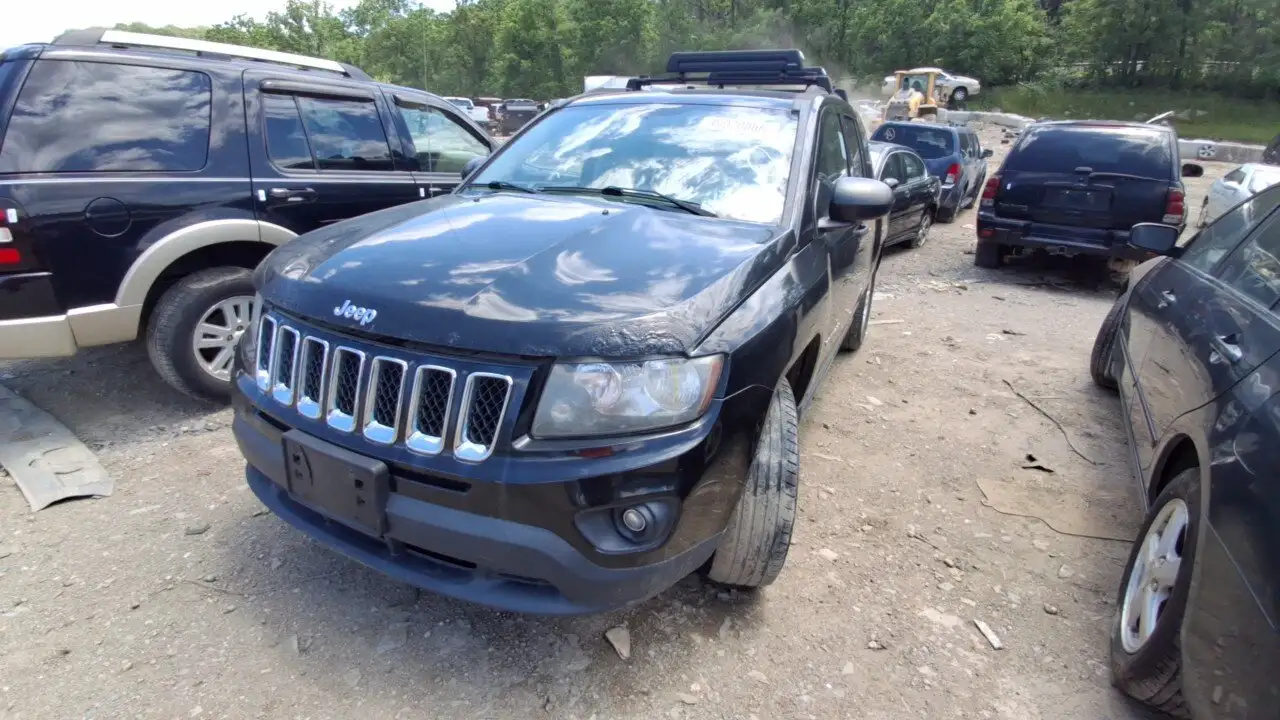 Photo of 2014 Jeep Compass
