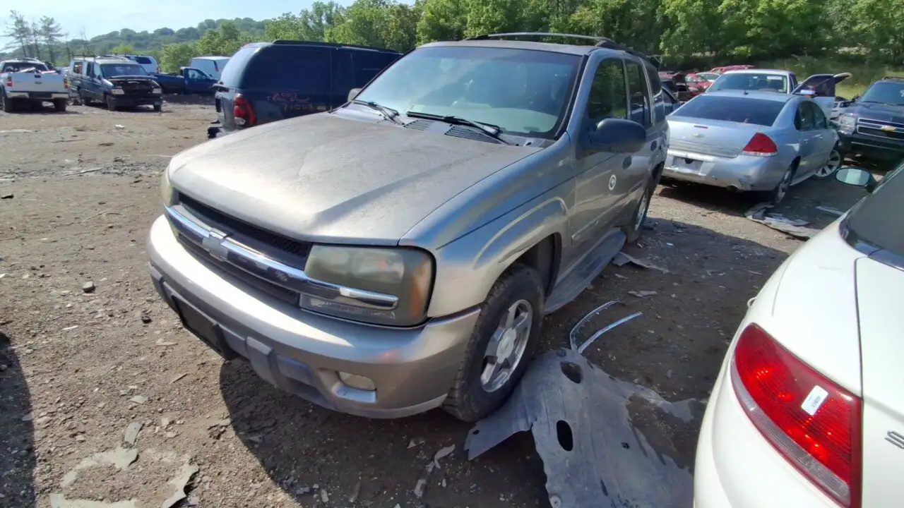 Photo of 2003 Chevrolet Trailblazer
