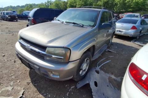 Photo of 2003 Chevrolet Trailblazer