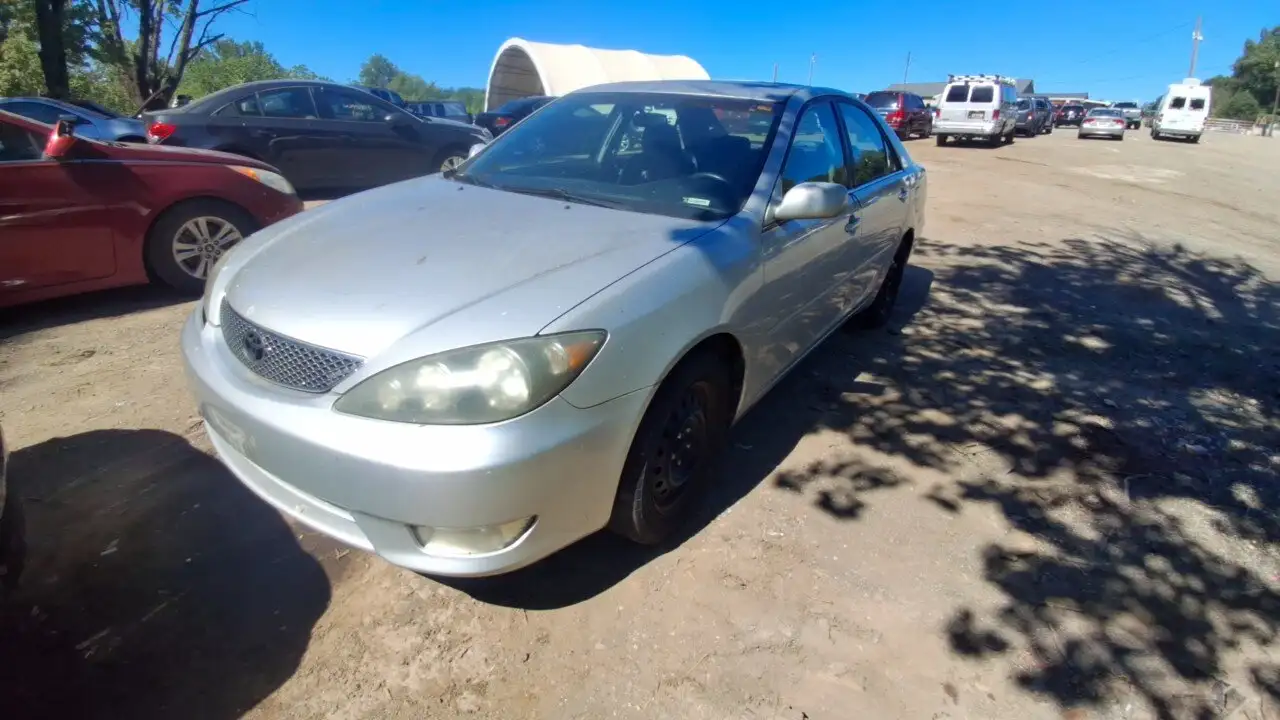 Photo of 2005 Toyota Camry