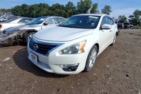 Photo of 2014 Nissan Altima