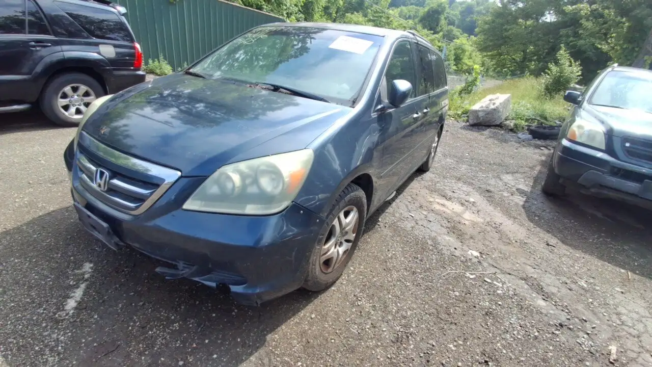 Photo of 2005 Honda Odyssey