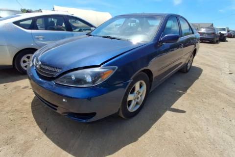 Photo of 2004 Toyota Camry