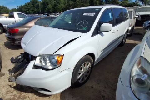 Photo of 2016 Chrysler Town & Country