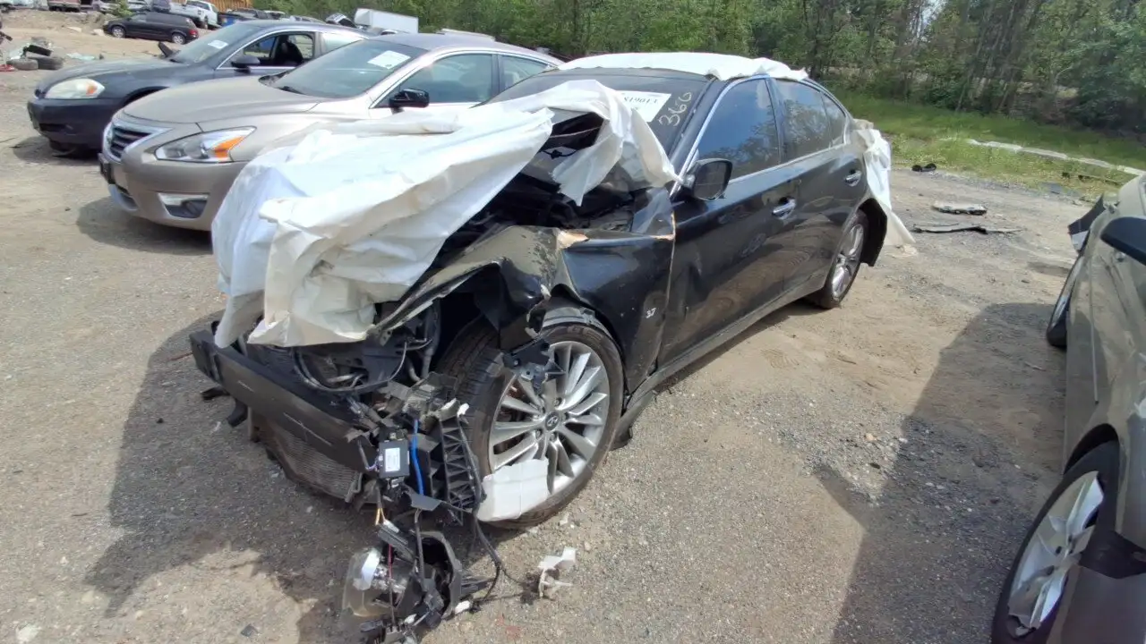 Photo of 2014 Infiniti Q50