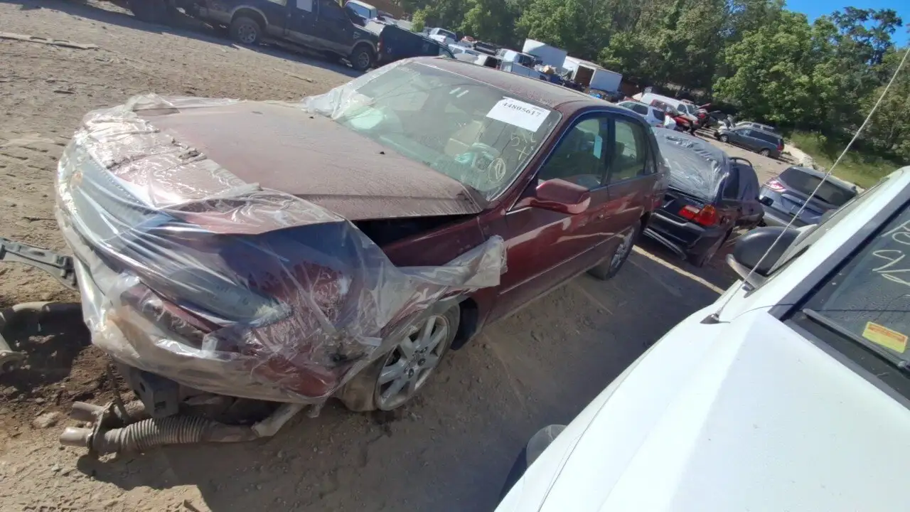 Photo of 2000 Toyota Avalon