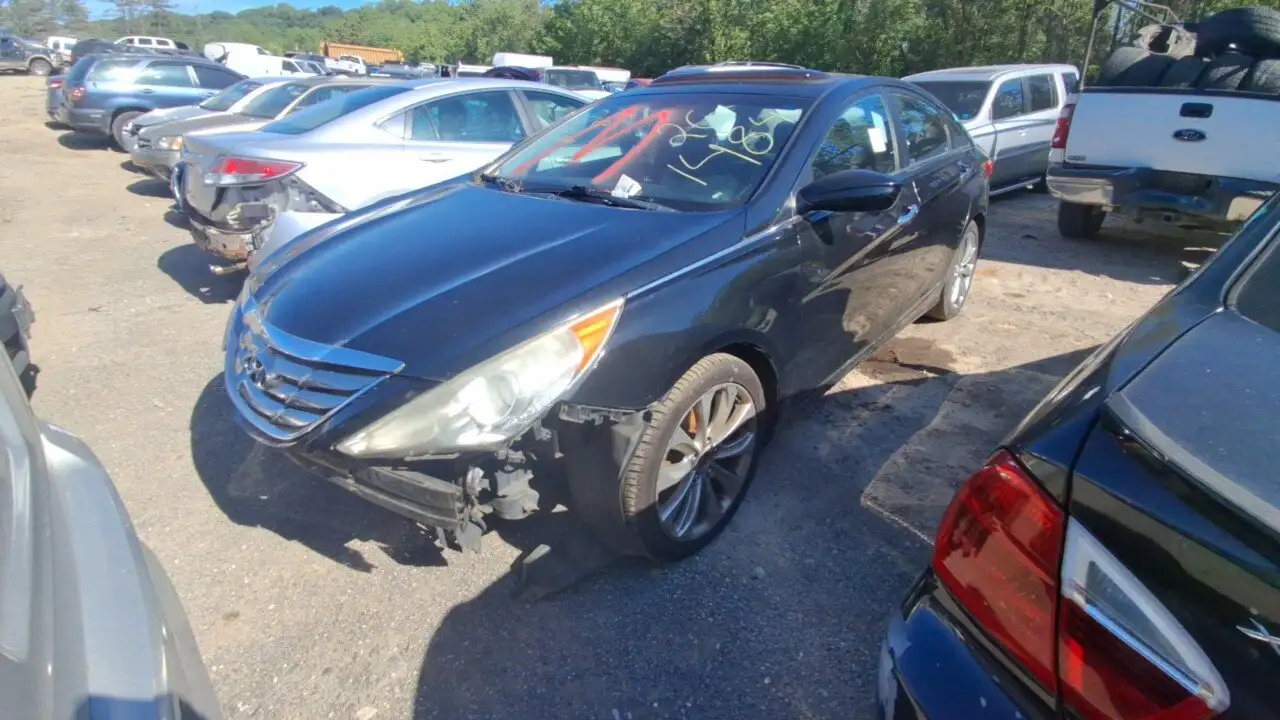 Photo of 2011 Hyundai Sonata
