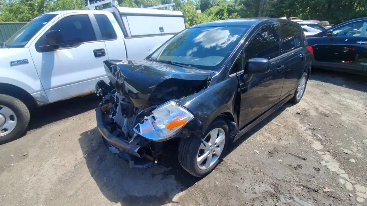 Photo of 2012 Nissan Versa