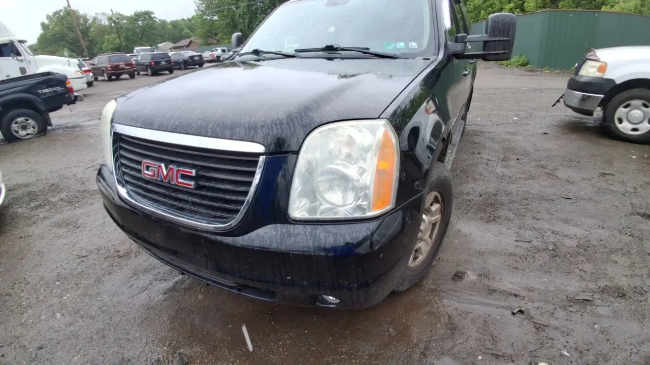 Photo of 2011 Gmc Yukon Xl 2500