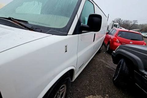 Photo of 2004 Chevrolet Express 2500