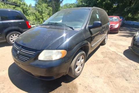 Photo of 2006 Dodge Caravan