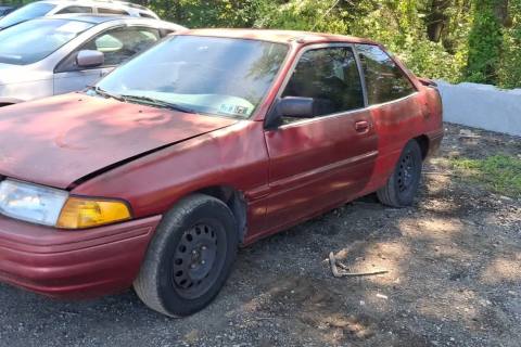 Photo of 1996 Ford Escort