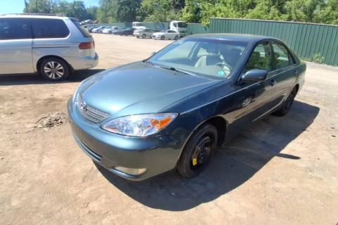 Photo of 2004 Toyota Camry