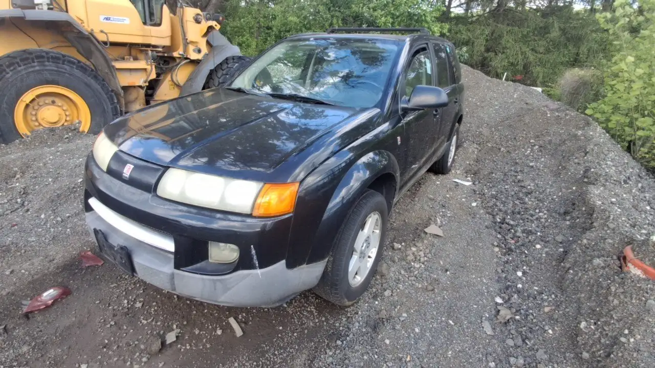 Photo of 2004 Saturn Vue