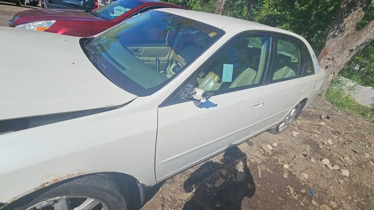 Photo of 2004 Toyota Avalon