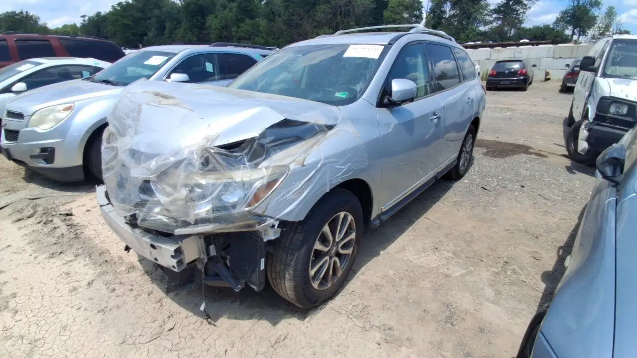Photo of 2015 Nissan Pathfinder