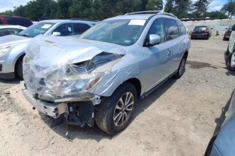 Photo of 2015 Nissan Pathfinder