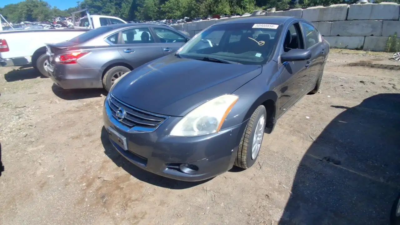 Photo of 2010 Nissan Altima