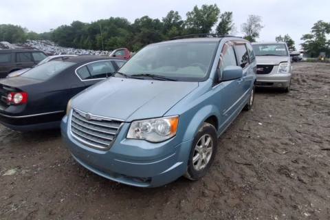 Photo of 2008 Chrysler Town & Country