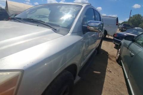 Photo of 2005 Nissan Armada