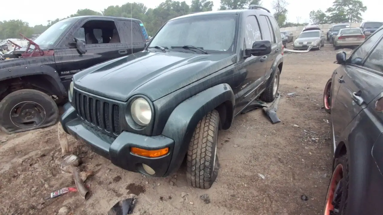 Photo of 2003 Jeep Liberty