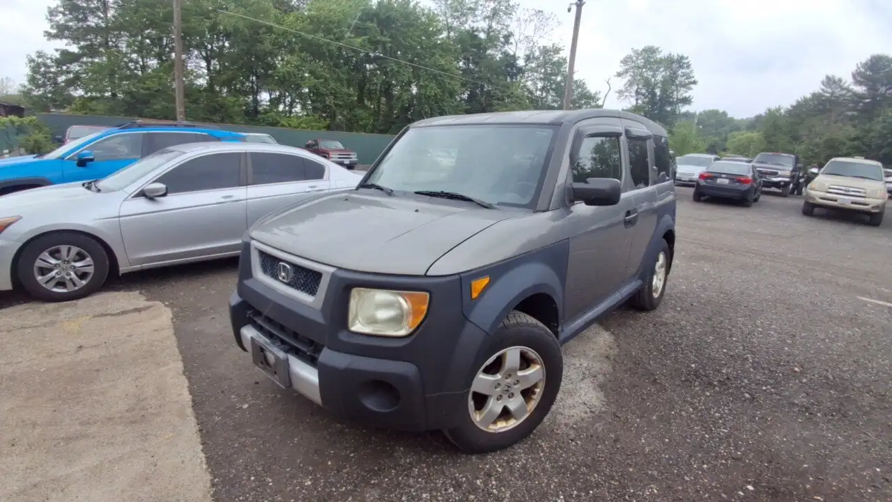Photo of 2005 Honda Element
