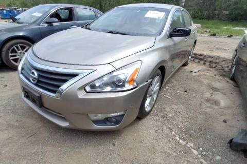 Photo of 2015 Nissan Altima