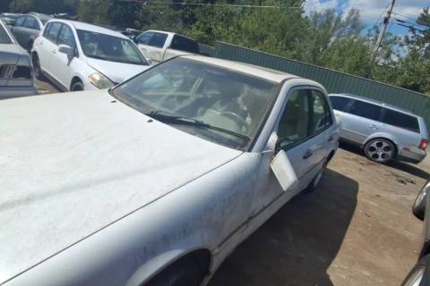 Photo of 2000 Mercedes-Benz C280