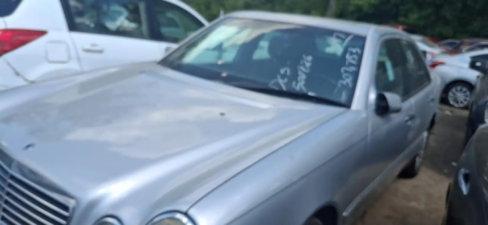 Photo of 1997 Mercedes-Benz E320