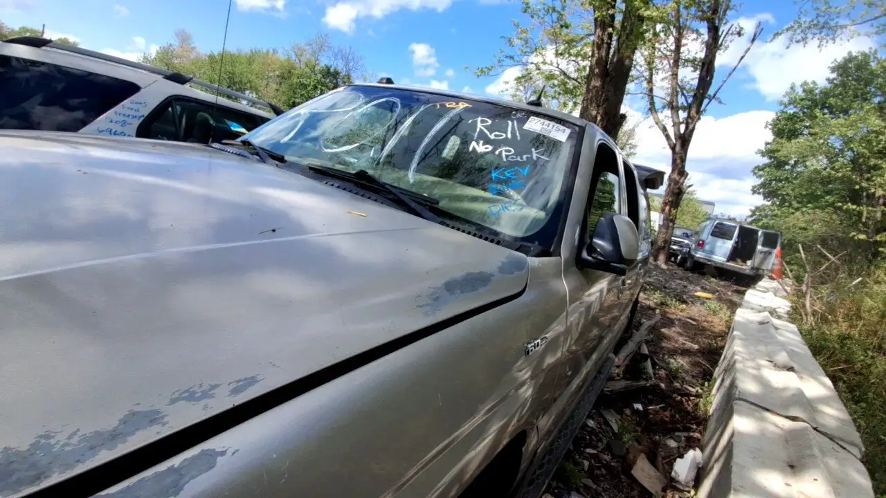 Photo of 2005 Gmc Yukon Xl 1500