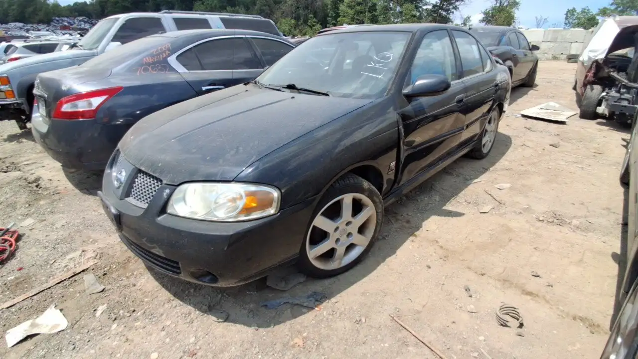 Photo of 2005 Nissan Sentra