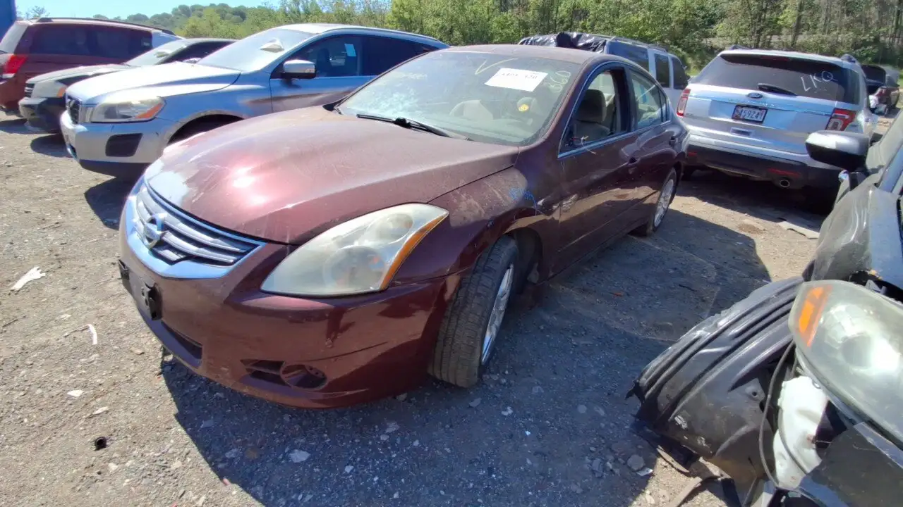 Photo of 2011 Nissan Altima