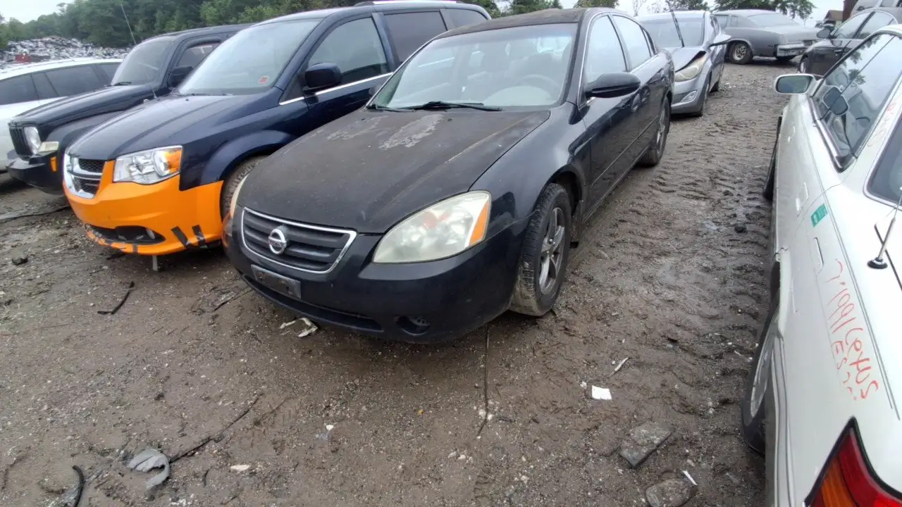 Photo of 2003 Nissan Altima