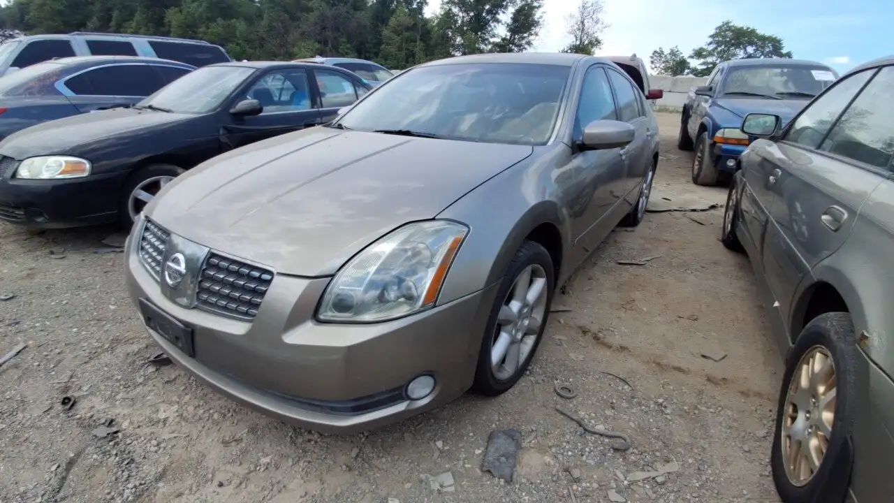 Photo of 2004 Nissan Maxima