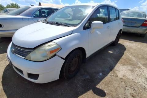 Photo of 2009 Nissan Versa
