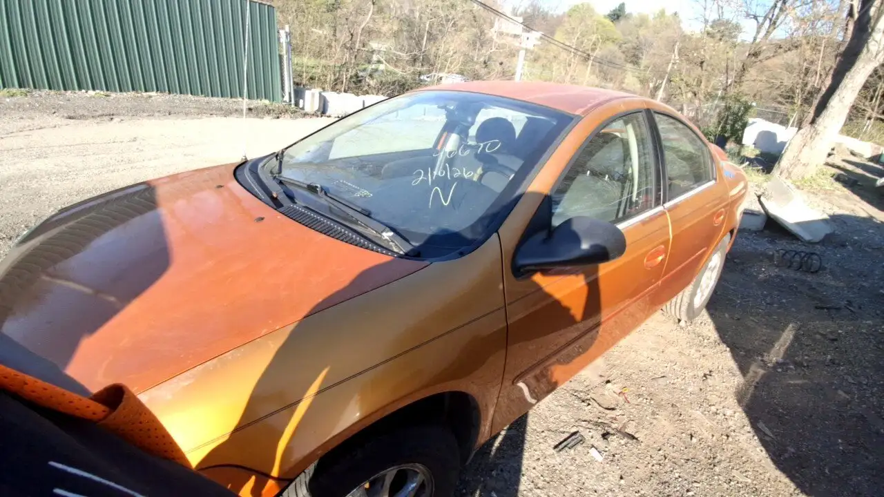 Photo of 2005 Dodge Neon