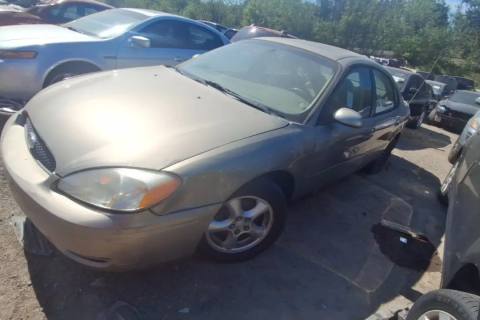Photo of 2003 Ford Taurus