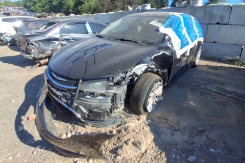 Photo of 2015 Chrysler 200