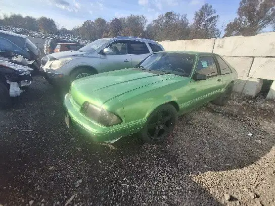Photo of 1987 Ford Mustang