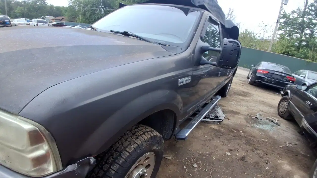 Photo of 2005 Ford F-250 Super Duty