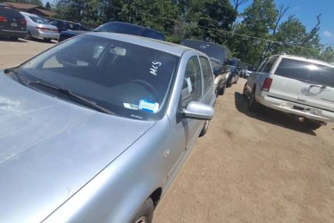 Photo of 2001 Volkswagen Golf
