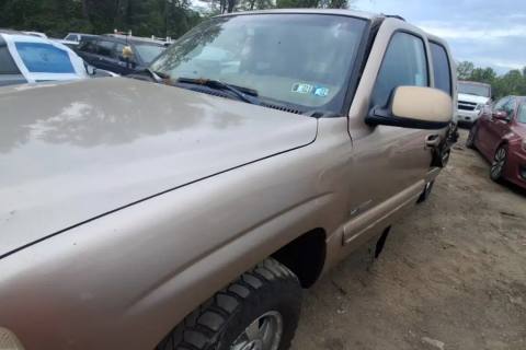 Photo of 2000 Chevrolet Suburban 1500