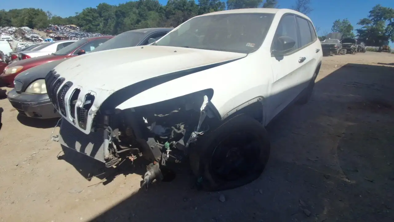 Photo of 2014 Jeep Cherokee