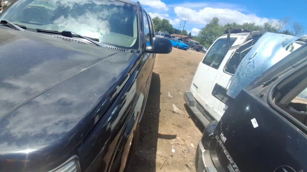 Photo of 2003 Cadillac Escalade Esv