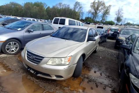 Photo of 2010 Hyundai Sonata