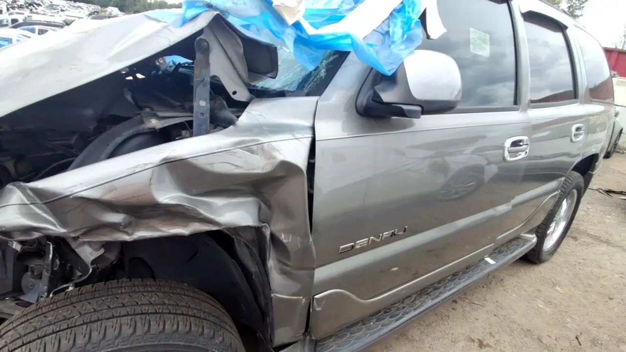 Photo of 2004 Gmc Yukon