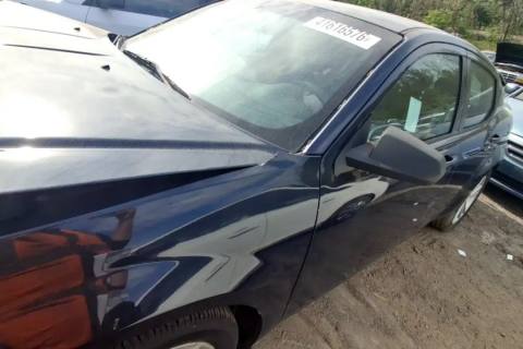 Photo of 2014 Dodge Avenger