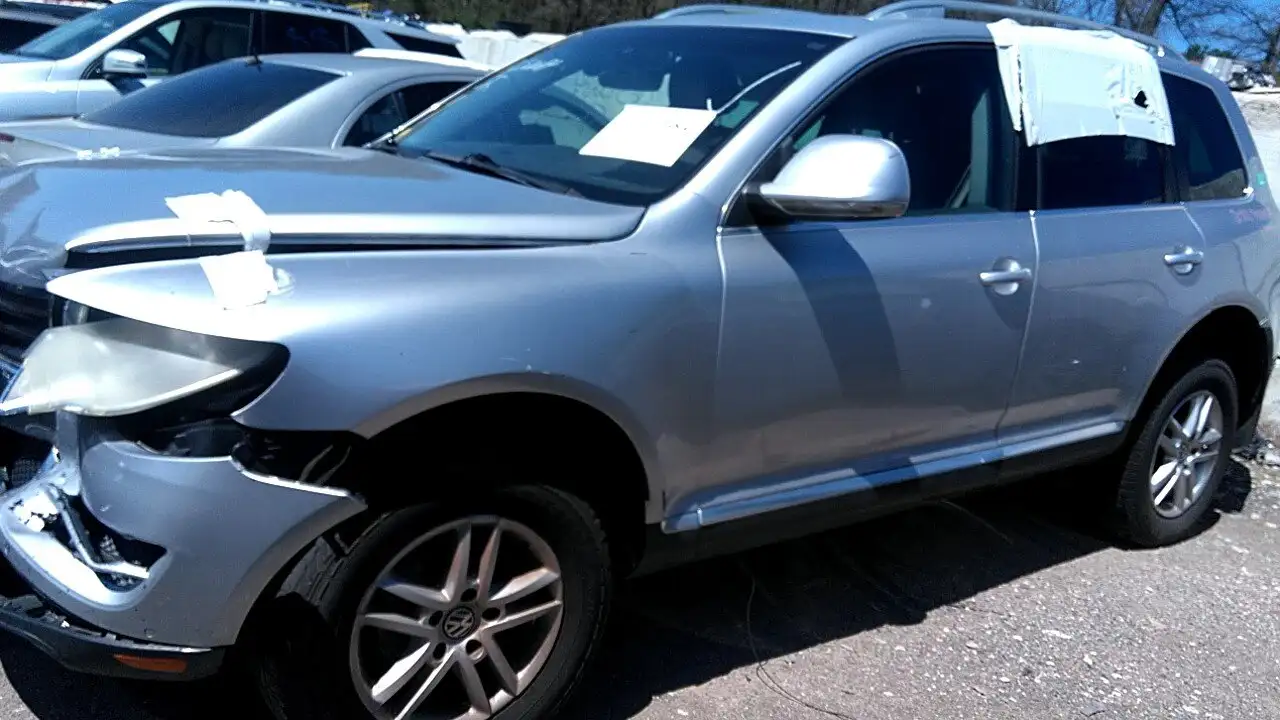 Photo of 2010 Volkswagen Touareg